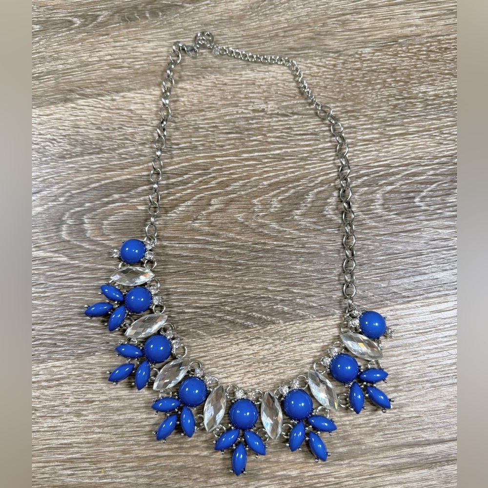 Erica Lyons Statement Necklace 20 Inch Clear and Blue‎ Faux Stones Regencycore